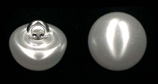 HALF ROUND PEARL BUTTON - SIZE 10 - CHAMP